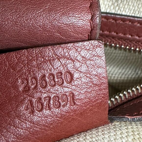 💯 Authentic Gucci Beige/Red GG Canvas and Leather Medium Supreme Tote🍀 - Picture 7 of 15